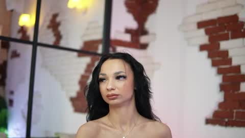 Snapshot of maraciel chatting on 15, 6, 2026 Mara online show from 15, 6, 2026