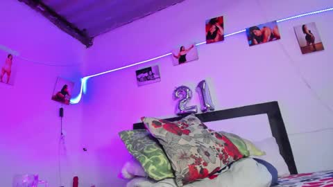 maralinette22 online show from 27, 12, 2024