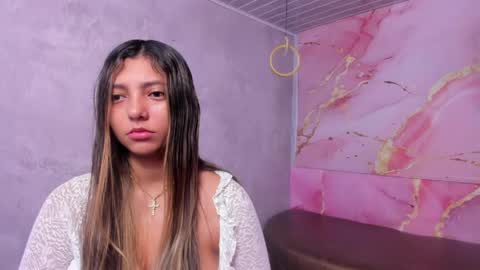 Snapshot of maraluna_ chatting on 28, 4, 2026 Maraluna online show from 28, 4, 2026