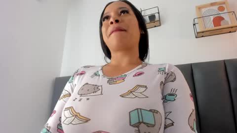Snapshot of maraowen chatting on 25, 5, 2026 Mara online show from 25, 5, 2026