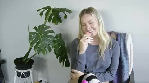 Snapshot of marasecrets chatting on 20, 5, 2026 marasecrets online show from 20, 5, 2026