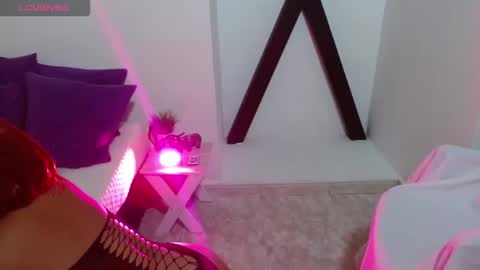 Snapshot of marasilk chatting on 11, 2, 2026 Mara Silk online show from 11, 2, 2026