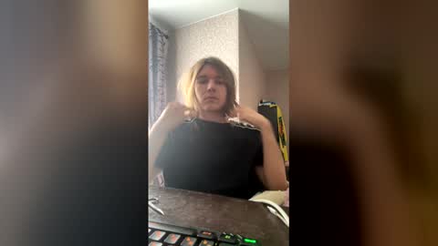 Snapshot of maratraher chatting on 11, 2, 2026 maratraher online show from 11, 2, 2026