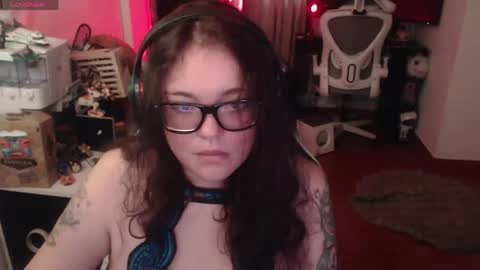 Snapshot of marcela2101s chatting on 25, 5, 2026 marcela2101s online show from 25, 5, 2026