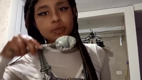 Michell Dayan online show from 25, 12, 2024