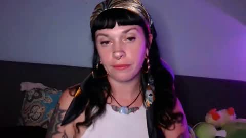 Snapshot of marcelinealtaria chatting on 16, 9, 2025 MarcelineAltaria online show from 16, 9, 2025