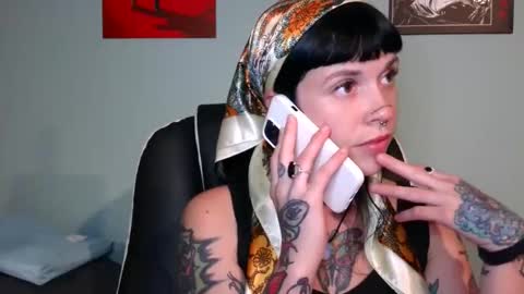 Snapshot of marcelinealtaria chatting on 19, 10, 2025 MarcelineAltaria online show from 19, 10, 2025