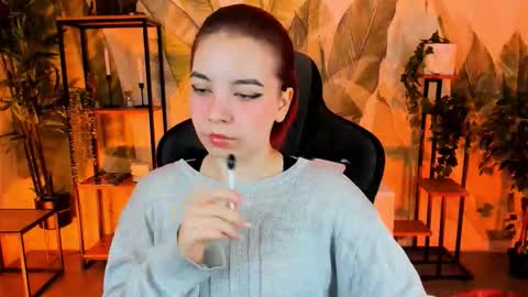 Snapshot of marcelinechi chatting on 6, 11, 2025 MarcelineChi online show from 6, 11, 2025