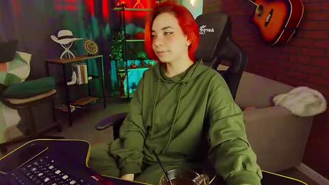 Snapshot of marcelinechi chatting on 3, 12, 2025 MarcelineChi online show from 3, 12, 2025