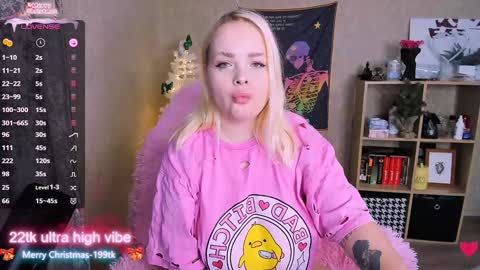Snapshot of marcelinepeach chatting on 29, 12, 2024 Sara online show from 29, 12, 2024