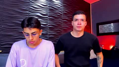 Snapshot of marcoyethan chatting on 4, 1, 2025 Marco and Ethan online show from 4, 1, 2025