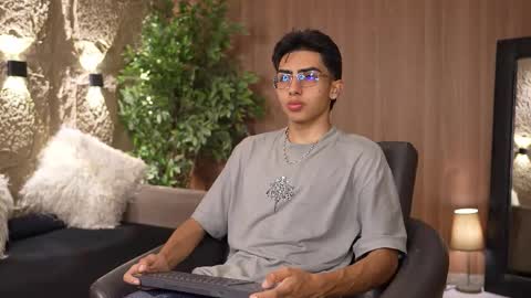 Snapshot of marcoyethan chatting on 11, 9, 2025 Marco and Ethan online show from 11, 9, 2025