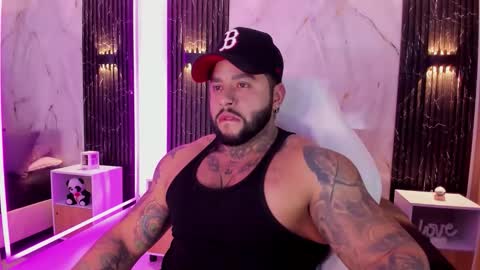 Snapshot of marcus_fit1 chatting on 5, 11, 2025 Marcus online show from 5, 11, 2025