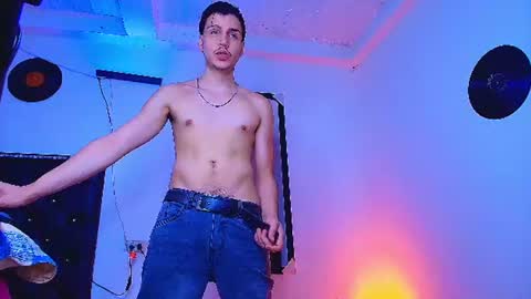 Snapshot of marcus_hanks1 chatting on 15, 6, 2026 Marcus hanks1 online show from 15, 6, 2026