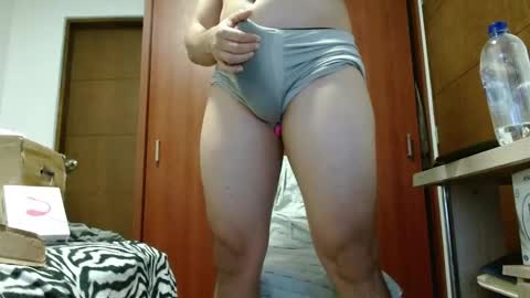   online show from 25, 11, 2025