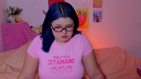 Snapshot of marcy_grey chatting on 15, 6, 2026 danna online show from 15, 6, 2026
