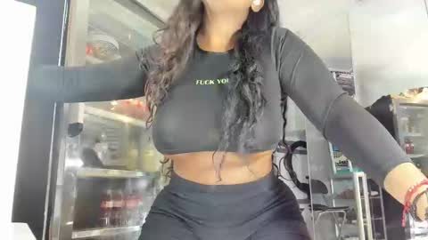 Snapshot of mareiaa chatting on 18, 12, 2024 Mareia online show from 18, 12, 2024