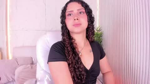 Snapshot of marelynsummer chatting on 18, 4, 2026 Marelyn online show from 18, 4, 2026