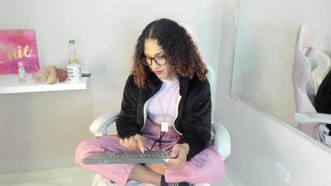 marfilastrom online show from 10, 1, 2025