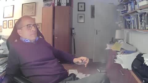 marginalie online show from 1, 1, 2025