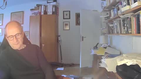 marginalie online show from 11, 1, 2025