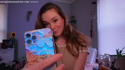 Snapshot of margotdiamond chatting on 4, 2, 2025 online show from 4, 2, 2025