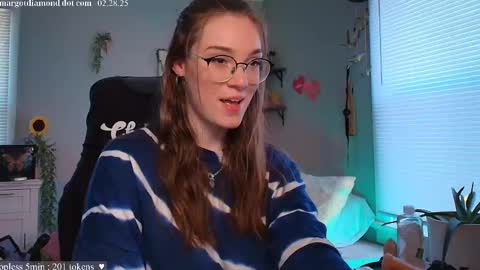 Snapshot of margotdiamond chatting on 28, 2, 2025 online show from 28, 2, 2025