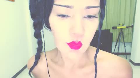Snapshot of mari4you69 chatting on 15, 9, 2025 mari4you69 online show from 15, 9, 2025