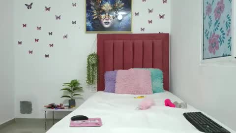 mari_curls online show from 17, 10, 2025