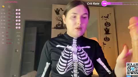 Snapshot of maria_bowie chatting on 31, 10, 2025 Maria online show from 31, 10, 2025