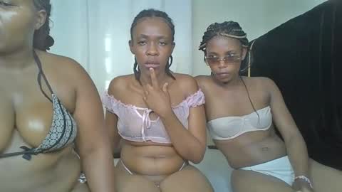 Snapshot of maria_dally chatting on 6, 12, 2024 maria_dally online show from 6, 12, 2024