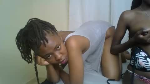 Snapshot of maria_dally chatting on 11, 12, 2024 maria_dally online show from 11, 12, 2024