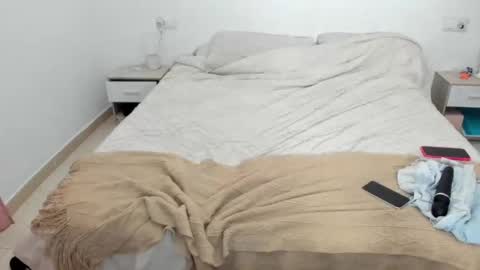 Snapshot of maria_mad chatting on 22, 11, 2025 Itslablonde online show from 22, 11, 2025