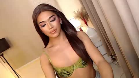 Snapshot of mariah_clara chatting on 1, 10, 2025 mariah_clara online show from 1, 10, 2025