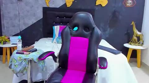  MARIAM online show from 15, 10, 2025