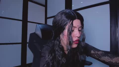 Snapshot of mariam_noir chatting on 31, 10, 2025 mariam_noir online show from 31, 10, 2025