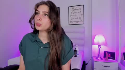Snapshot of mariam_scott18 chatting on 7, 12, 2024 Mariam online show from 7, 12, 2024