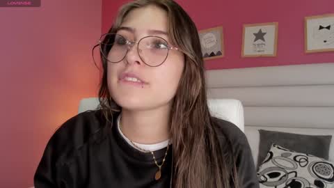 Snapshot of mariam_scott18 chatting on 19, 12, 2024 Mariam online show from 19, 12, 2024