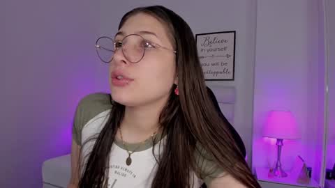 Snapshot of mariam_scott18 chatting on 21, 12, 2024 Mariam online show from 21, 12, 2024
