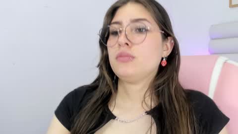Snapshot of mariam_scott18 chatting on 27, 12, 2024 Mariam online show from 27, 12, 2024