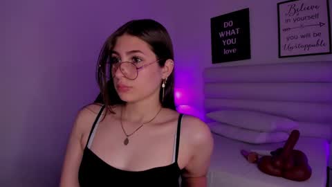 Snapshot of mariam_scott18 chatting on 21, 1, 2025 Mariam online show from 21, 1, 2025