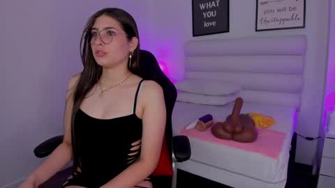 Snapshot of mariam_scott18 chatting on 22, 1, 2025 Mariam online show from 22, 1, 2025