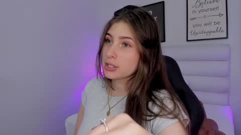 Snapshot of mariam_scott18 chatting on 5, 2, 2025 Mariam online show from 5, 2, 2025