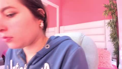 Snapshot of mariam_scott18 chatting on 12, 9, 2025 Mariam online show from 12, 9, 2025