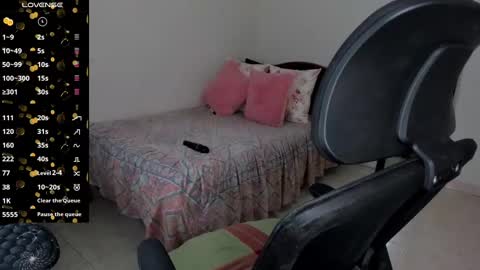 Snapshot of mariamcastillo chatting on 6, 2, 2025 Mariam Castiblanco online show from 6, 2, 2025