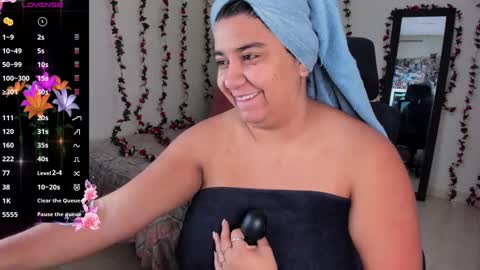 Snapshot of mariamcastillo chatting on 20, 2, 2025 Mariam Castiblanco online show from 20, 2, 2025