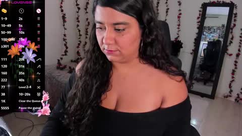 Snapshot of mariamcastillo chatting on 27, 2, 2025 Mariam Castiblanco online show from 27, 2, 2025