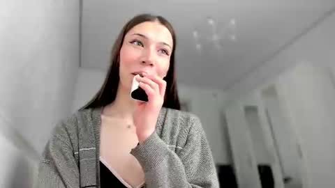 Snapshot of mariamceleste chatting on 16, 6, 2026 Mariam online show from 16, 6, 2026