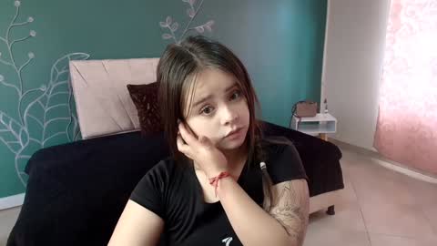 Snapshot of mariamcute_ chatting on 17, 12, 2024 M A R I A N A online show from 17, 12, 2024