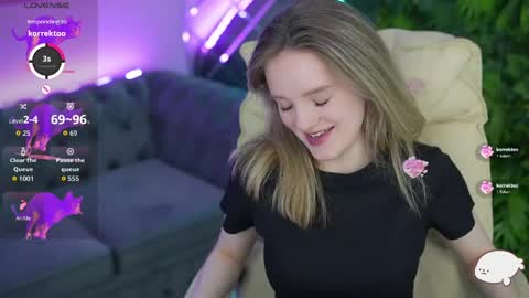 Snapshot of mariamedow chatting on 7, 5, 2026 Maria online show from 7, 5, 2026